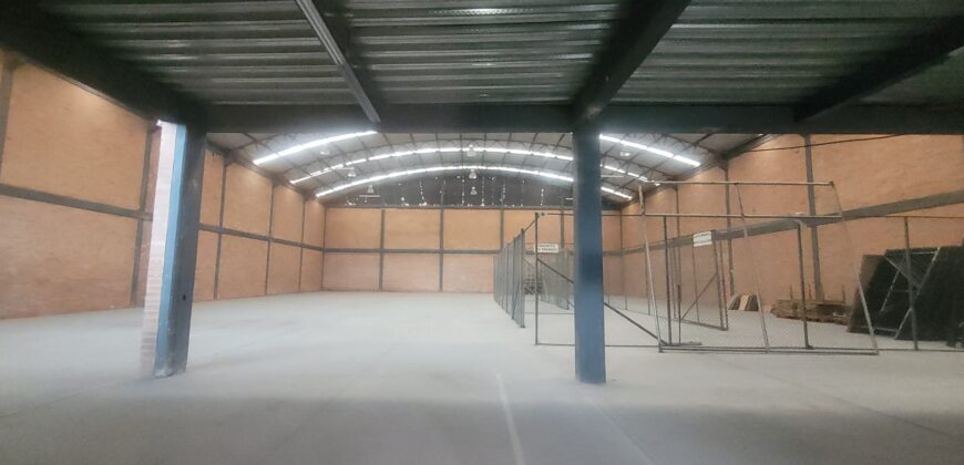 Bodega en Arriendo- Funza – área total 2365 m2