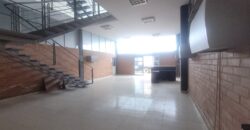 Bodega en Arriendo- Funza – área total 2365 m2