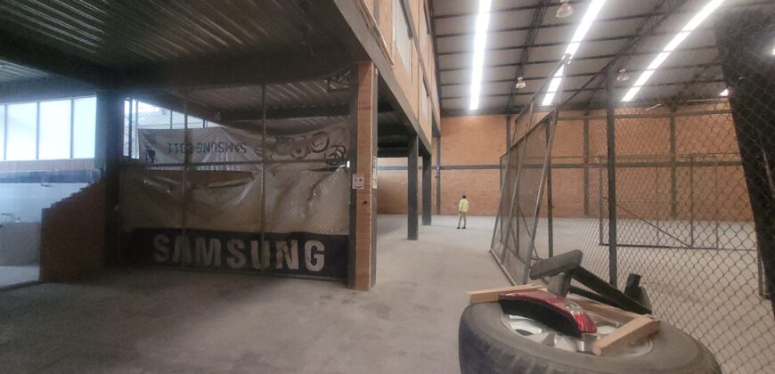 Bodega en Arriendo- Funza – área total 2365 m2
