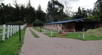 Tenjo – Finca con pesebreras – área lote 13.200 construcción 500 m2