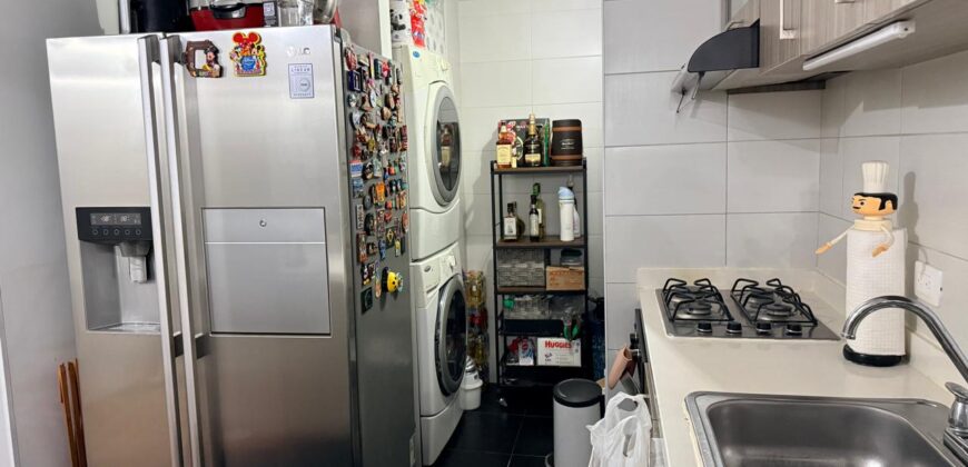 Bogotá, Pontevedra Apartamento de 97 m2, dos parqueos, piso 9