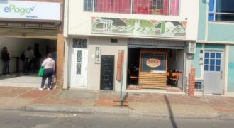 Funza, Casa con local Comercial centro – 210 m2