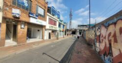 Funza, Casa con local Comercial centro – 210 m2