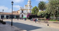 Funza, Casa con local Comercial centro – 210 m2