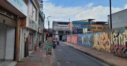 Funza, Casa con local Comercial centro – 210 m2