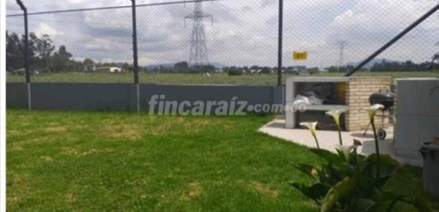 Funza, Quintas de san Isidro -Casa de 234 m2 , lote 490 m2