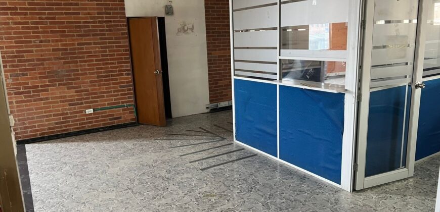 Mosquera, Bodega 3300 m2 ,150 kva lote adicional 700 m2