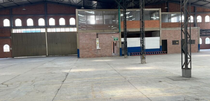 Mosquera, Bodega 3300 m2 ,150 kva lote adicional 700 m2