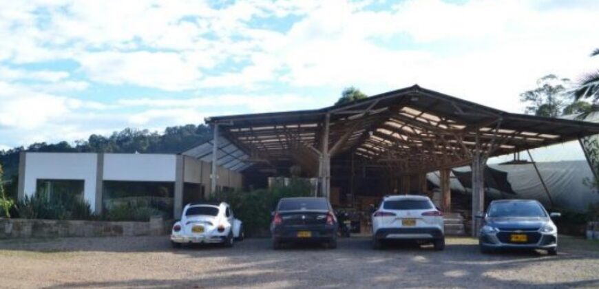 Lote  industrial 4.671 m2 con Bodega 1290 m2 en – Silvania cund – Vereda Subia